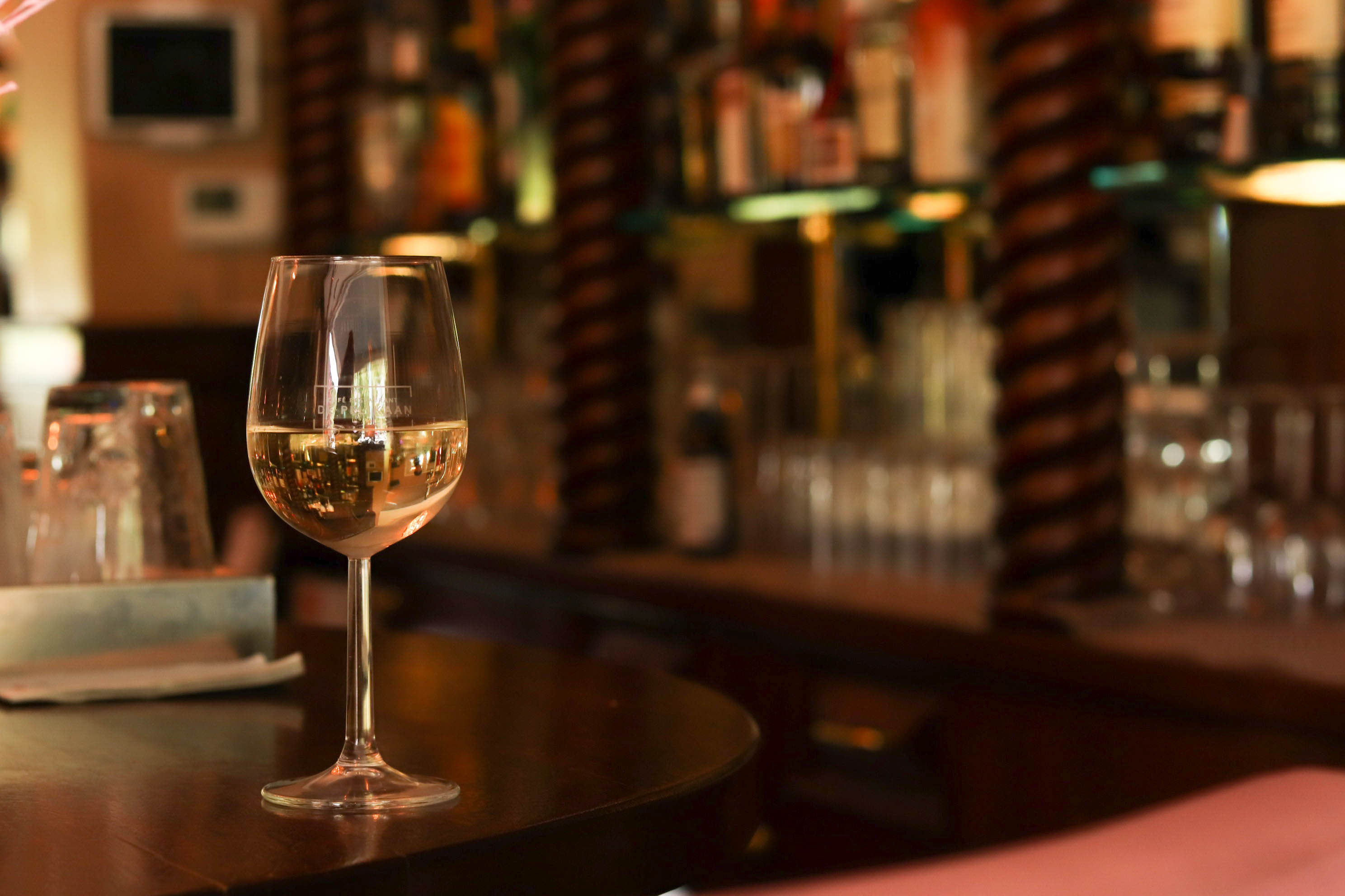 Bar Petit Restaurant De Pelikaan CafÉ Restaurant Pelikaan Badhoevedorp – Bar and Restaurant Near Amsterdam