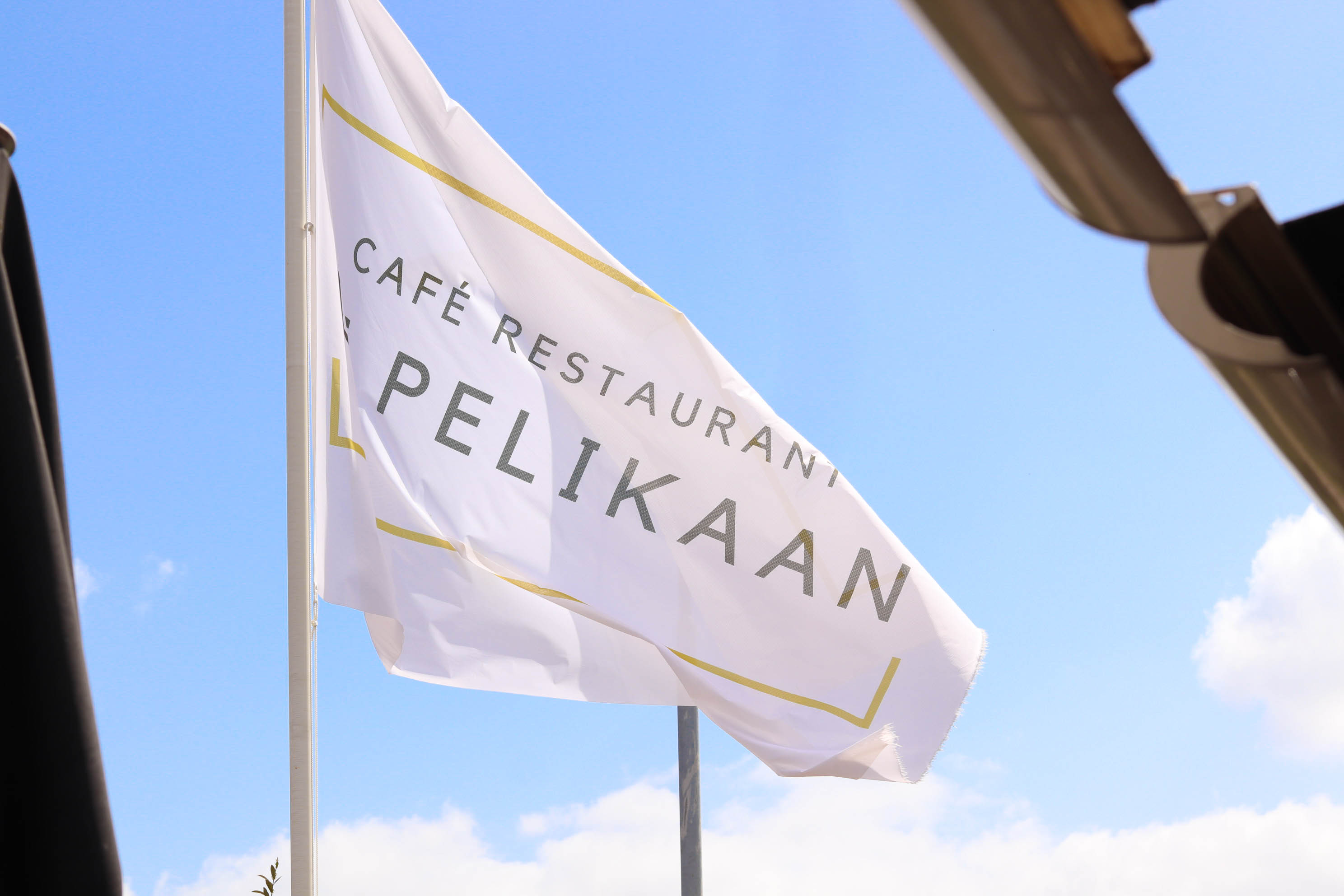 Bar Petit Restaurant De Pelikaan CafÉ Restaurant Pelikaan Badhoevedorp – Bar and Restaurant Near Amsterdam